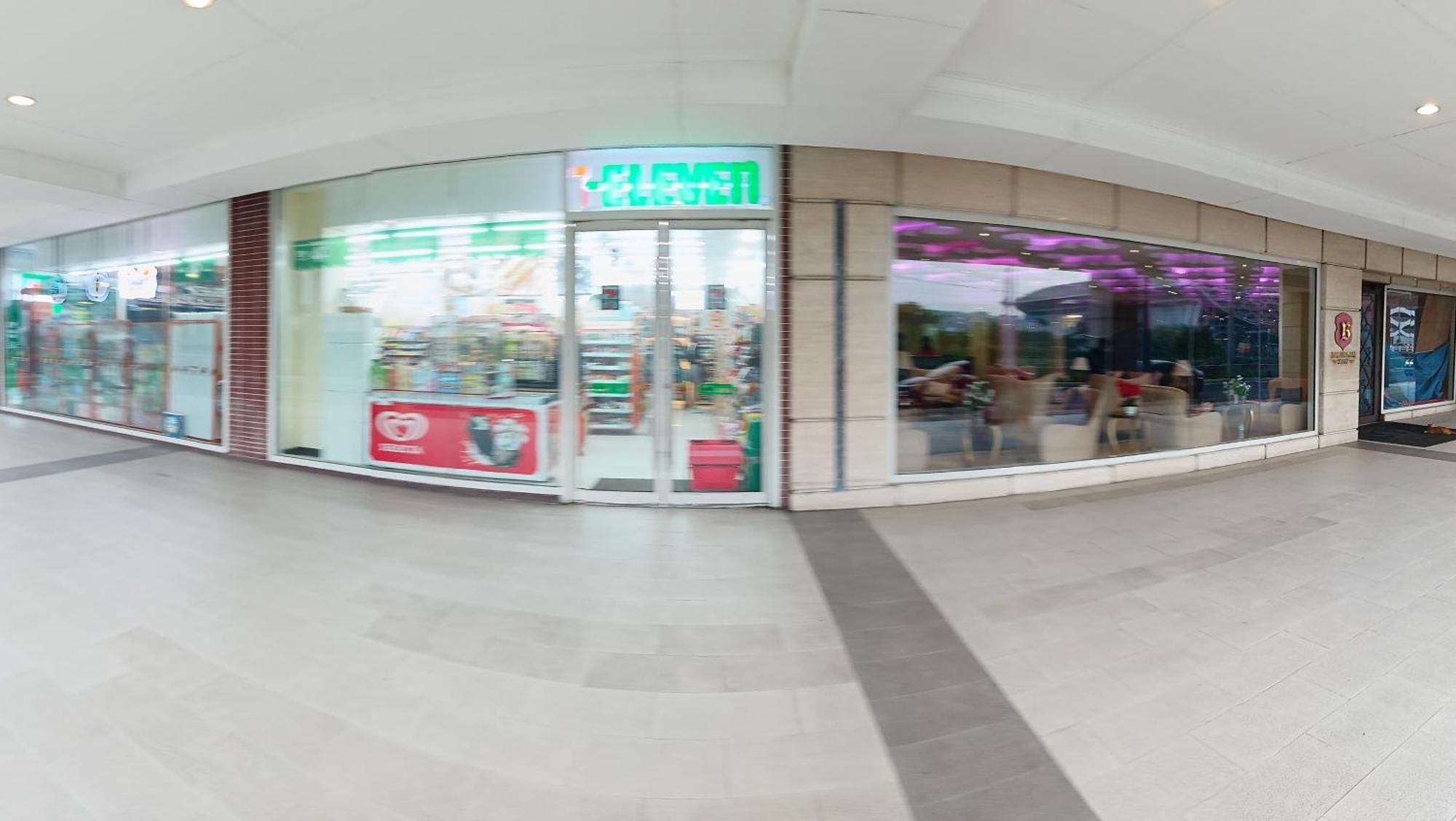 Monarch Parksuites - Balmoral Place Paranaque City Екстериор снимка